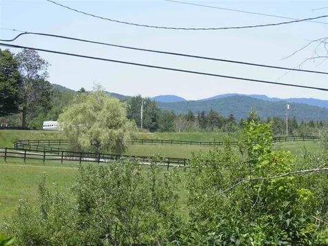 25 Roth Road Warren VT 05674