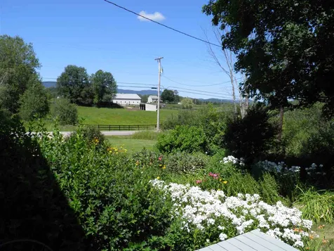 25 Roth Road Warren VT 05674