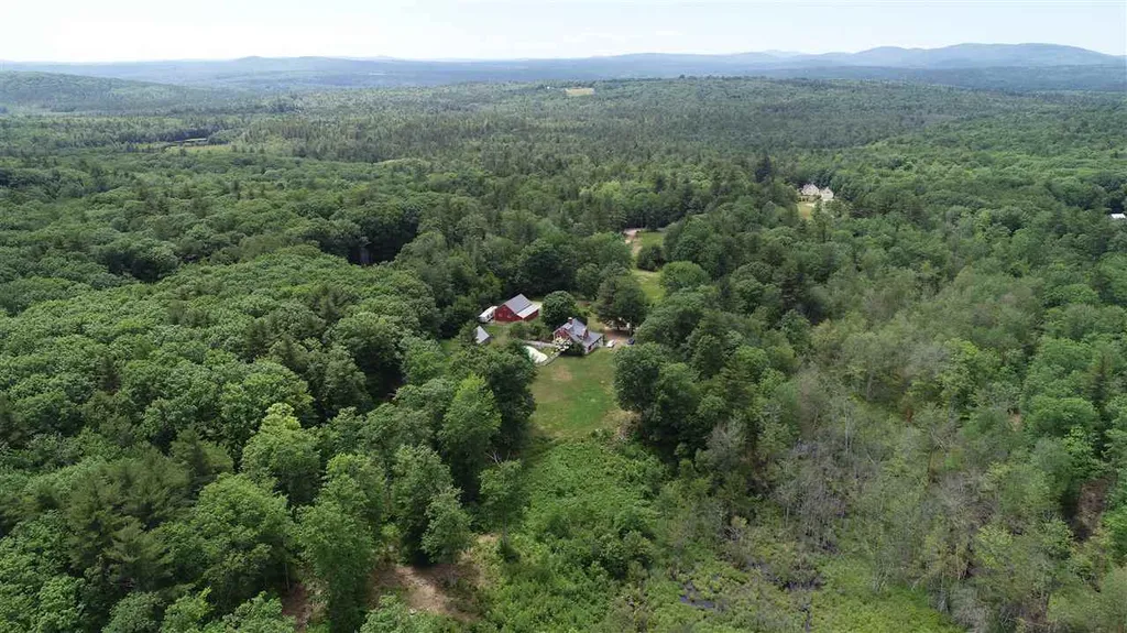 393 Goding Road Acton ME 04001