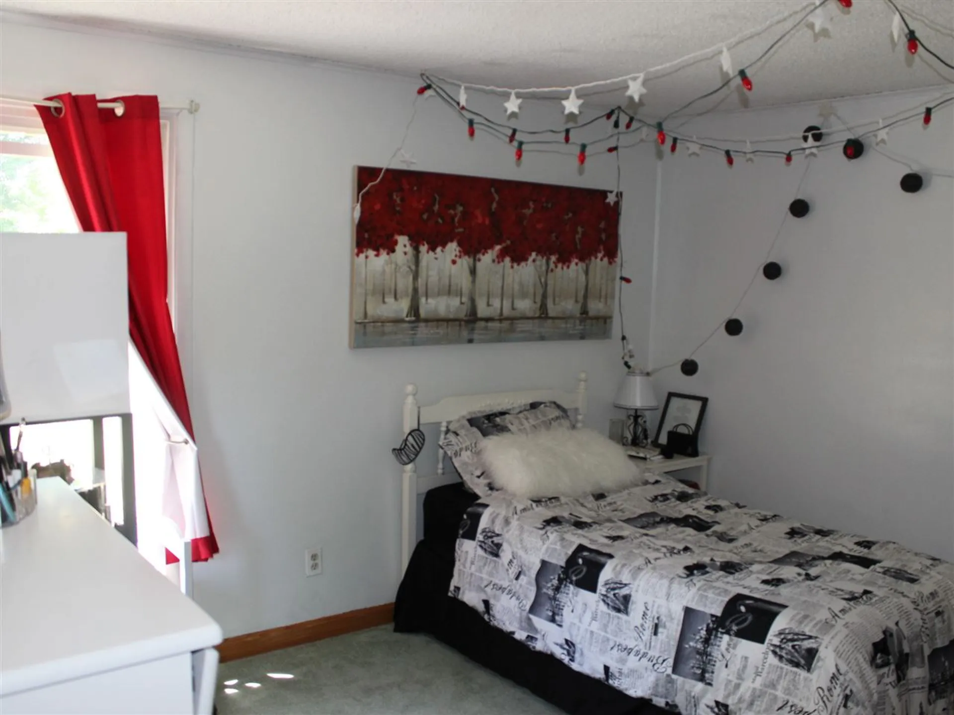 9 Oak Hill Road Hinsdale NH 03451