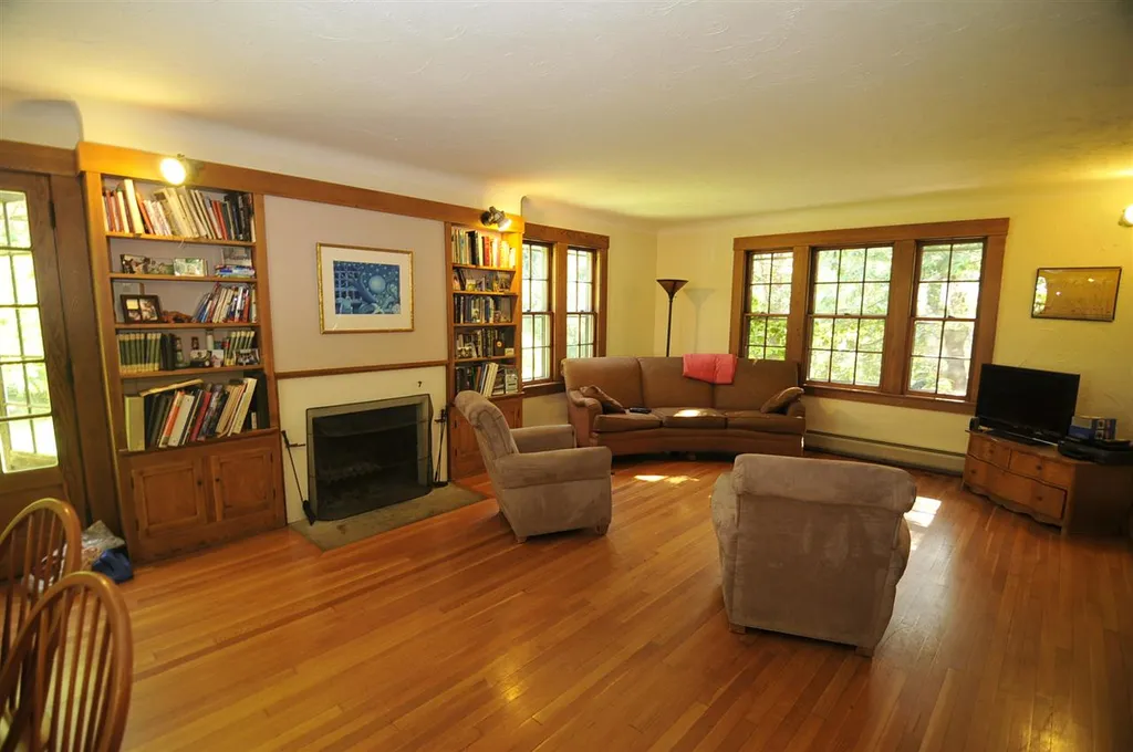65 Henderson Terrace Burlington VT 05401