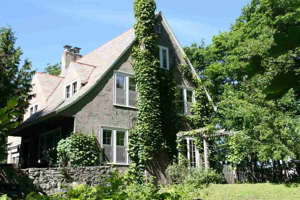 65 Henderson Terrace Burlington VT 05401