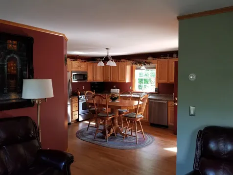 16 Spruce Street Gorham NH 03581
