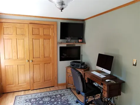 16 Spruce Street Gorham NH 03581