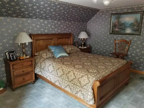 16 Spruce Street Gorham NH 03581