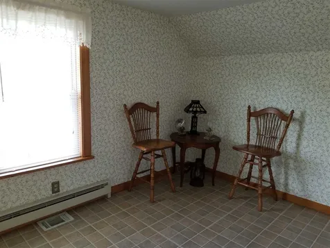 16 Spruce Street Gorham NH 03581