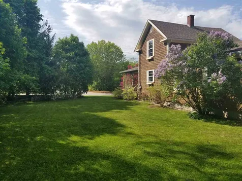 16 Spruce Street Gorham NH 03581