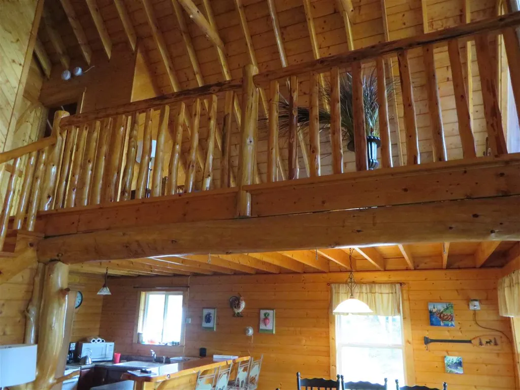 456 Paradise Way Ryegate VT 05042