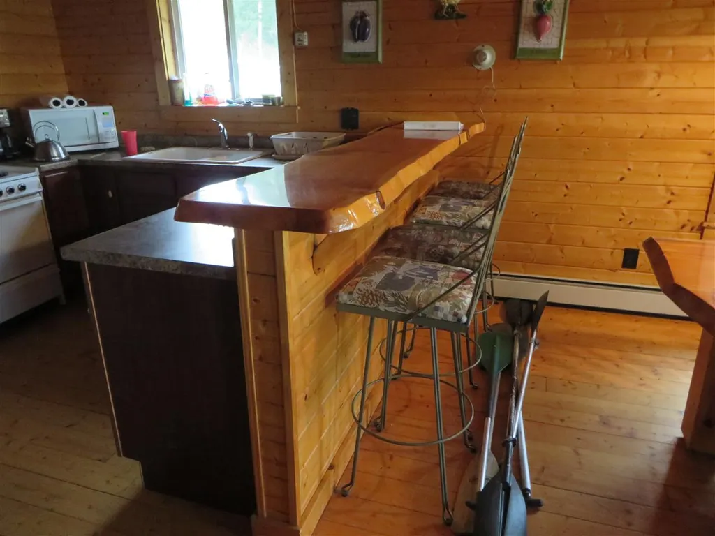 456 Paradise Way Ryegate VT 05042