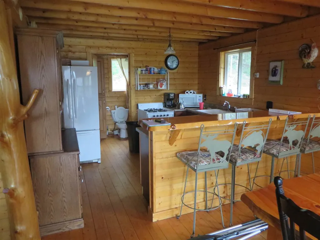 456 Paradise Way Ryegate VT 05042