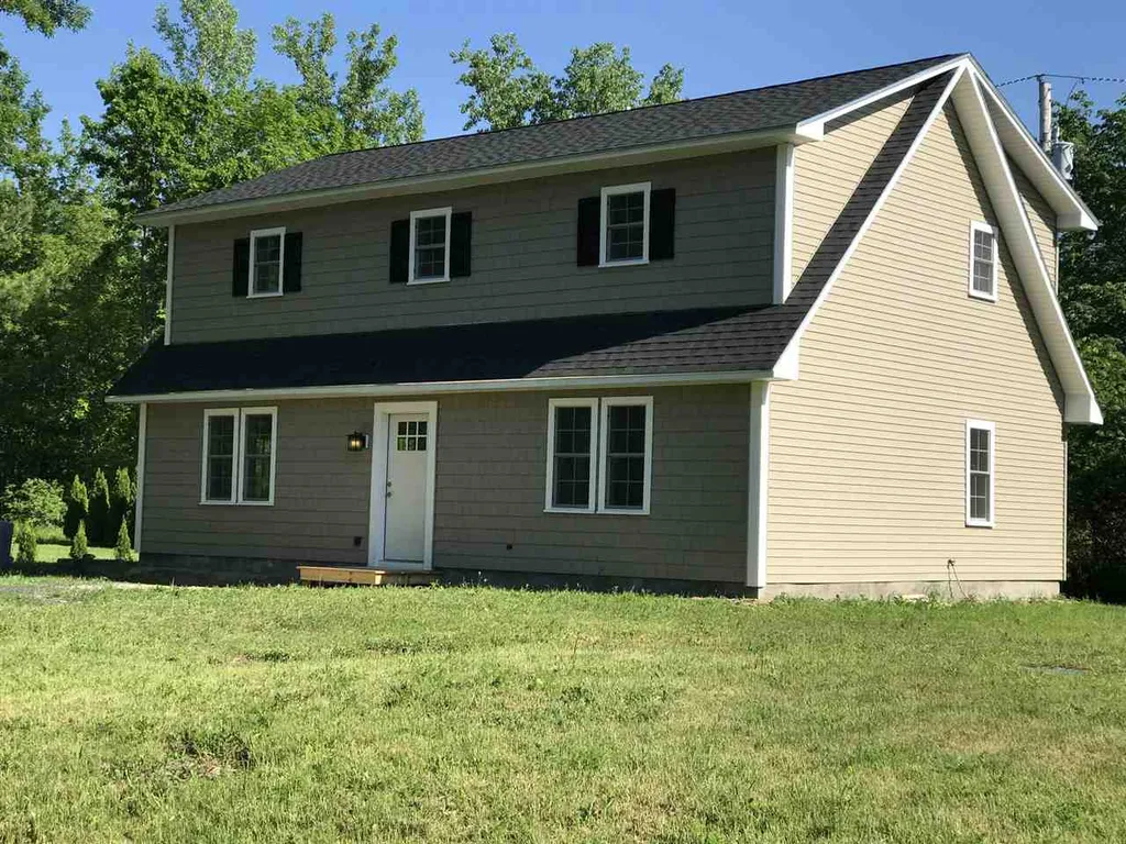 8 Star Road Grand Isle VT 05458