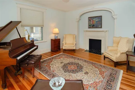 117 Centre Street Concord NH 03301