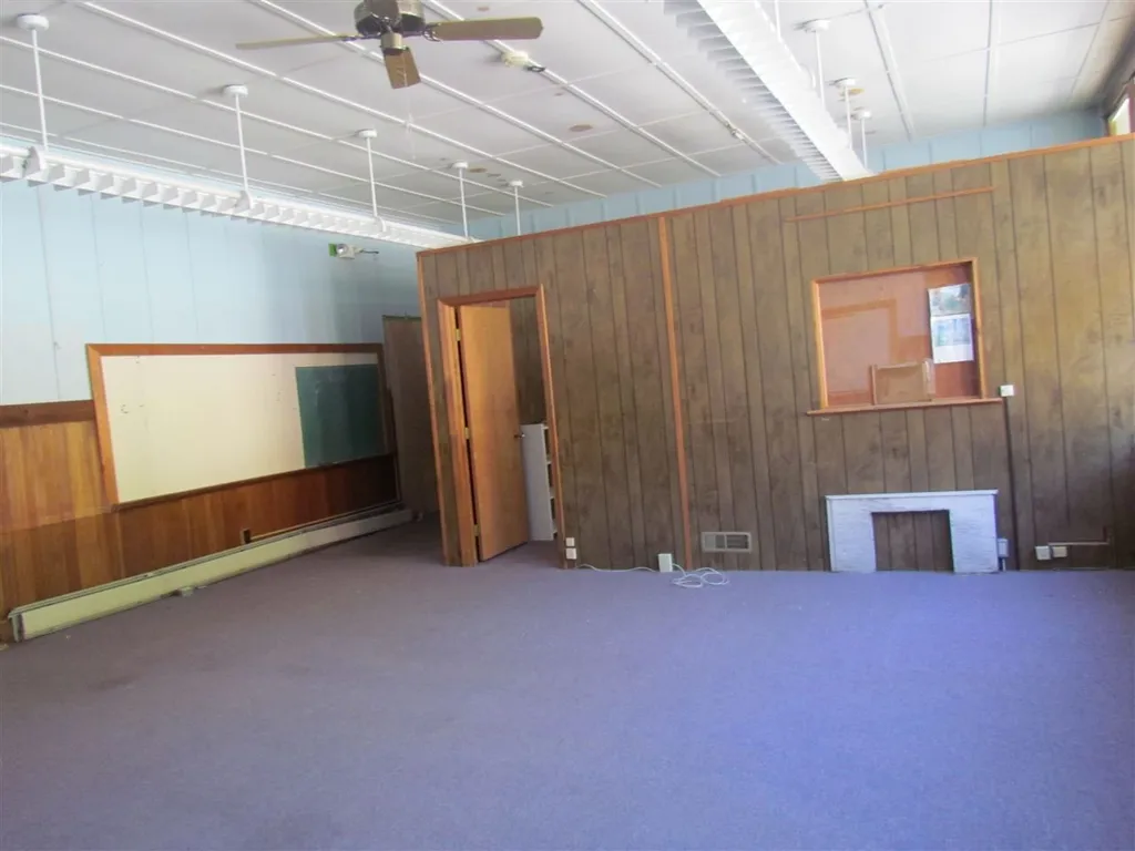 1307 Nh Route 175 Campton NH 03223