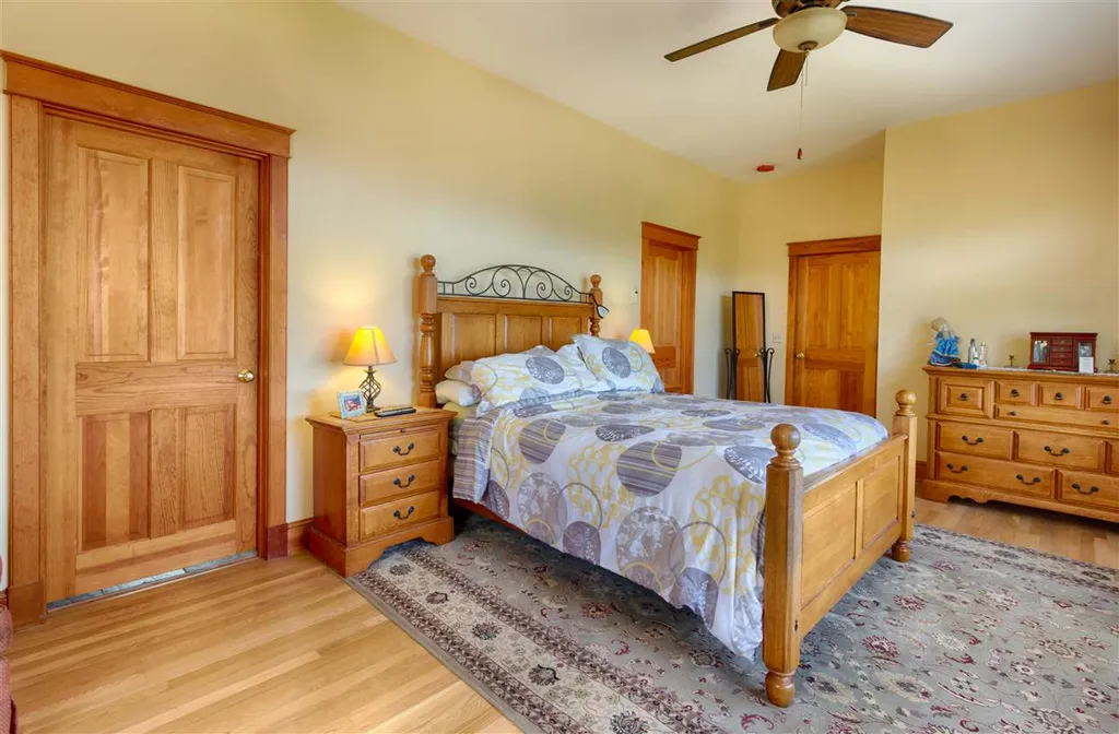 6 Copps Hill Road Tuftonboro NH 03816