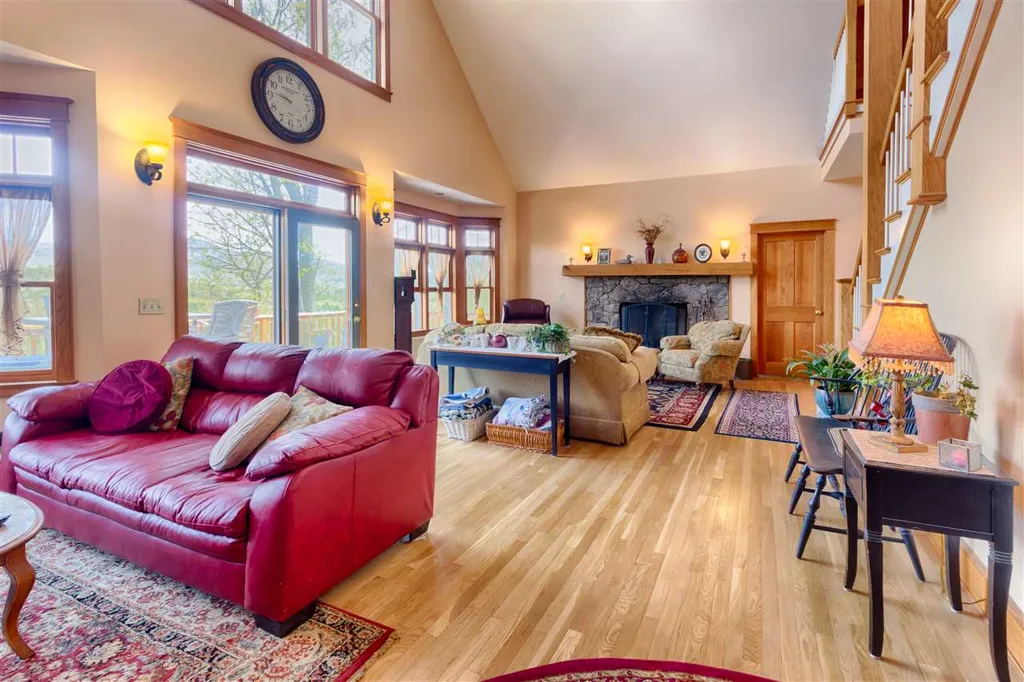 6 Copps Hill Road Tuftonboro NH 03816