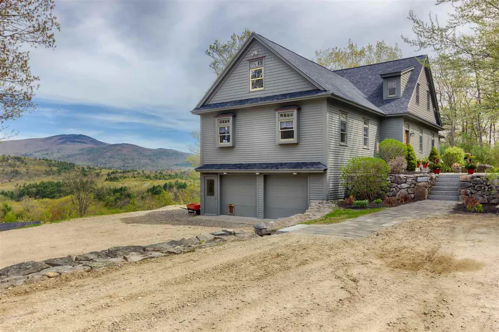 6 Copps Hill Road Tuftonboro NH 03816