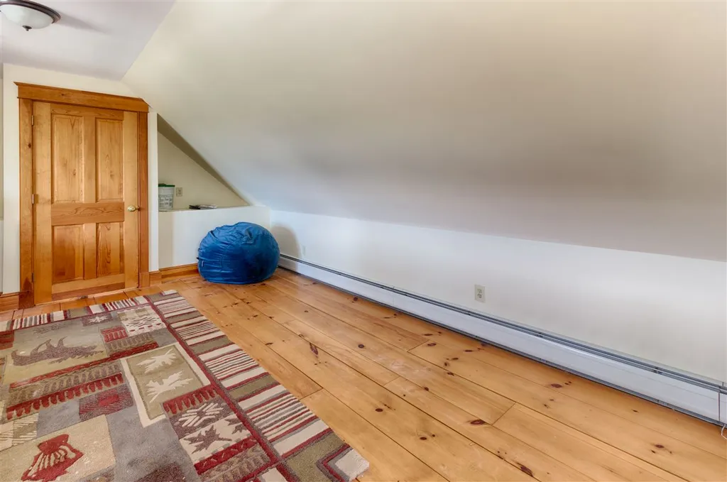 6 Copps Hill Road Tuftonboro NH 03816