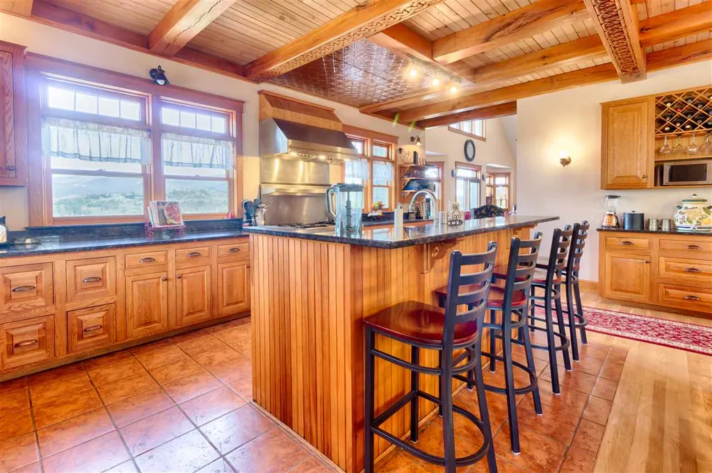 6 Copps Hill Road Tuftonboro NH 03816