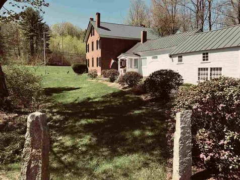 1171 Murphys Road Hartford VT 05059