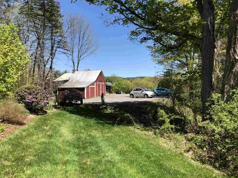 1171 Murphys Road Hartford VT 05059