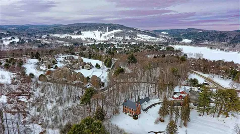 1171 Murphys Road Hartford VT 05059
