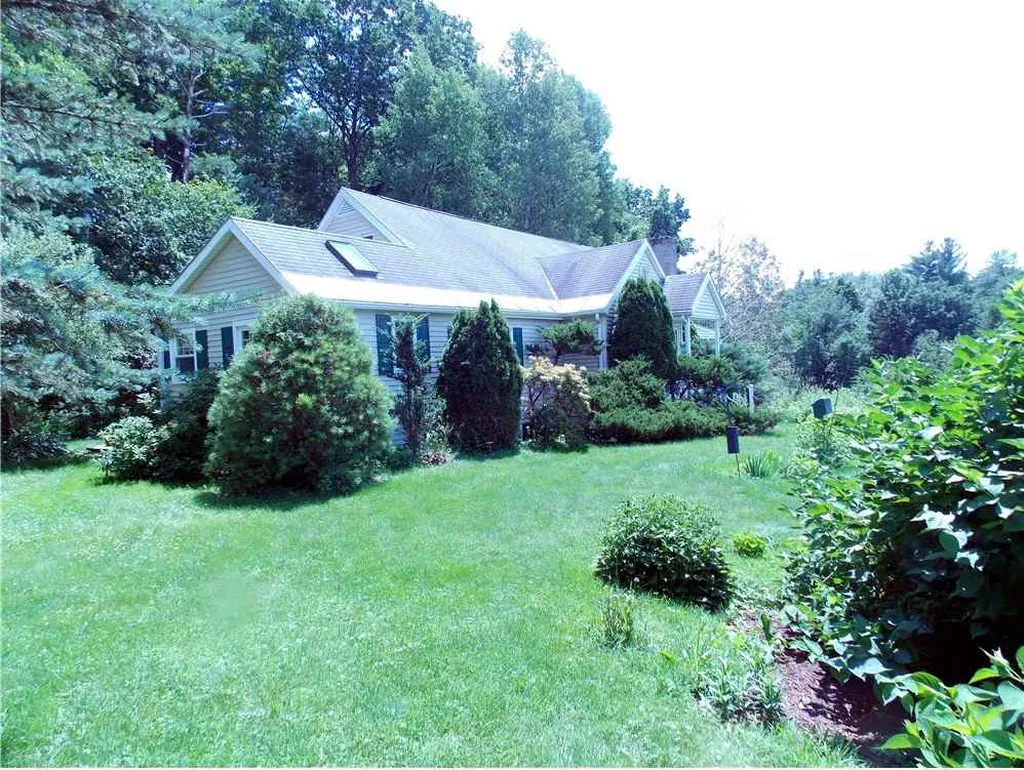 2160 North Pownal Road Pownal VT 05261