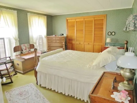 35 Pleasant Street Ludlow VT 05149