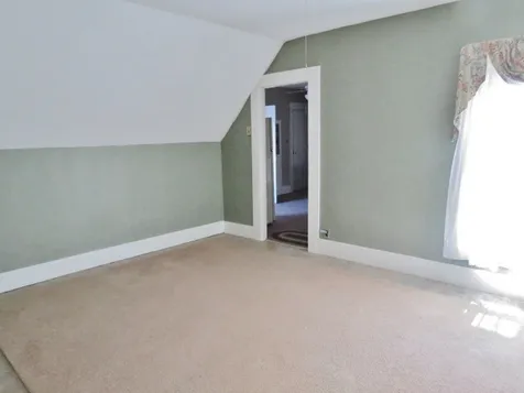 35 Pleasant Street Ludlow VT 05149