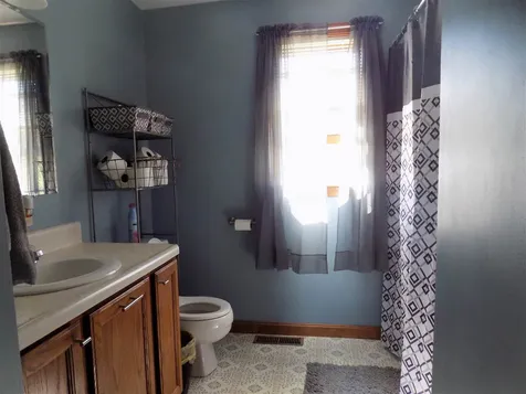 134 Gilfillan Road Barnet VT 05821