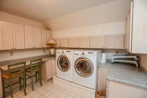 162 Reed Street Manchester NH 03102