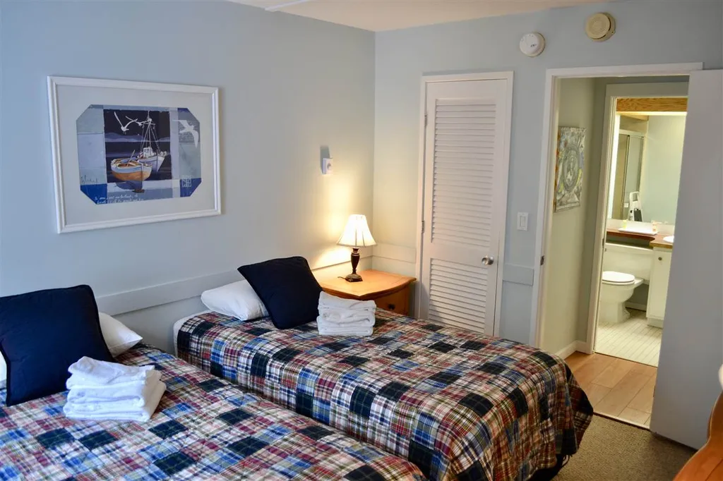 70 Bridges Resort Road Warren VT 05674
