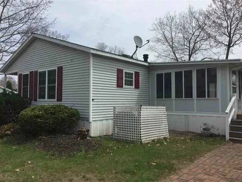 16 Easter Lane Rochester NH 03867-4599