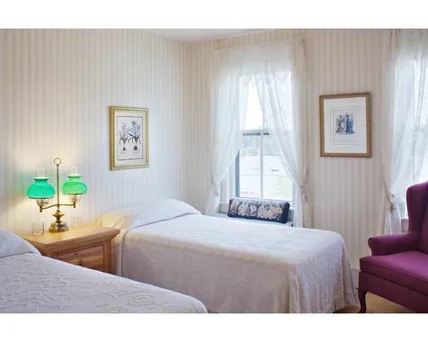 1030 Mayhew Turnpike Bridgewater NH 03222