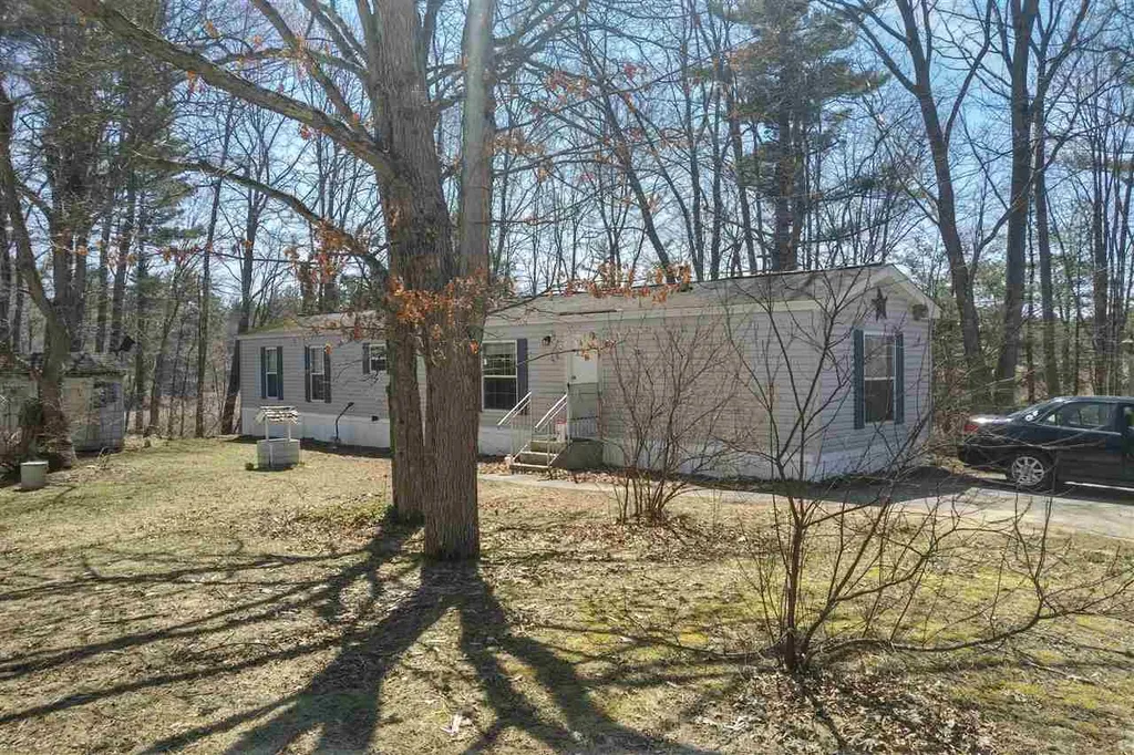 17 Longleaf Place Derry NH 03038