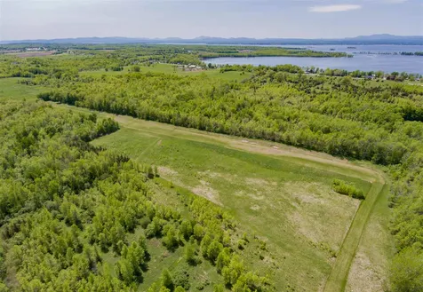 237 E Shore N Road Grand Isle VT 05458