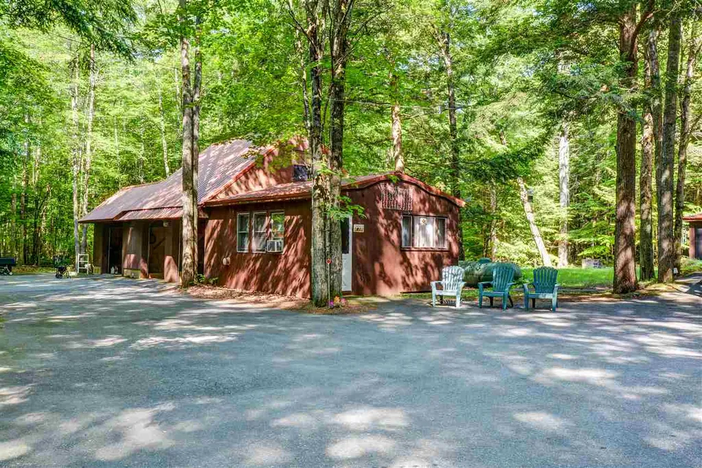 24 Hemlock Road Barnstead NH 03218