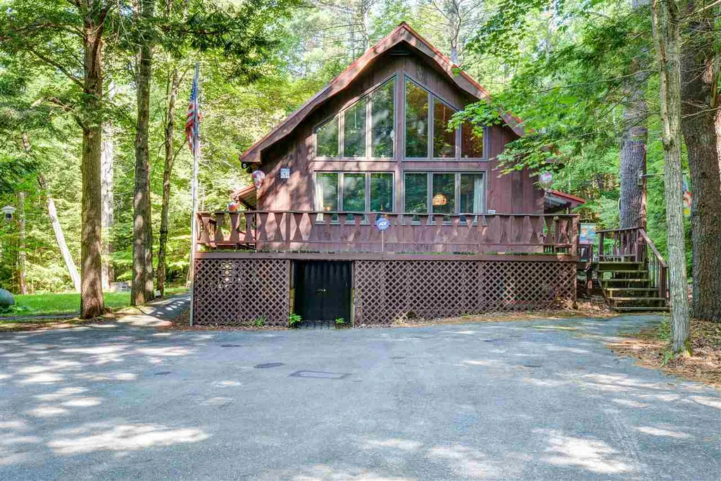 24 Hemlock Road Barnstead NH 03218