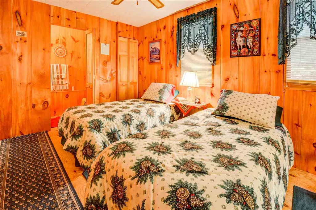 24 Hemlock Road Barnstead NH 03218