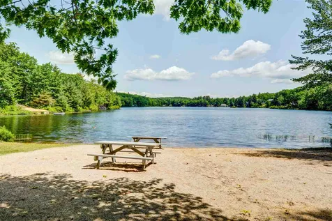24 Hemlock Road Barnstead NH 03218