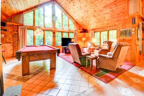 24 Hemlock Road Barnstead NH 03218
