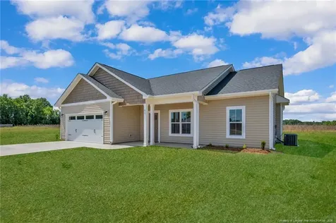 141 Libby Lane Raeford NC 28376