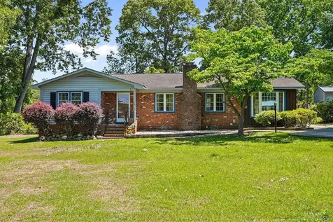 646 Pleasant Loop Fayetteville NC 28311