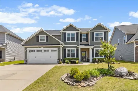 1676 Man O War Drive Hope Mills NC 28348