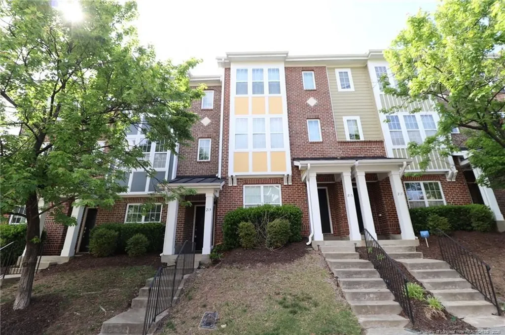 213 Michigan Avenue Cary NC 27519