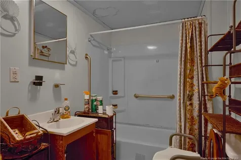 1006 James Street Elizabethtown NC 28337