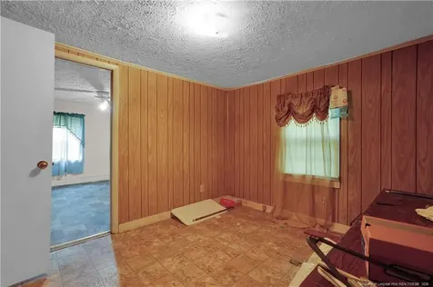 1006 James Street Elizabethtown NC 28337
