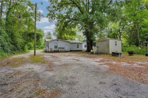 1006 James Street Elizabethtown NC 28337