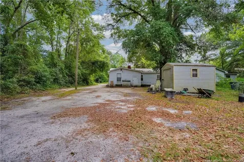 1006 James Street Elizabethtown NC 28337