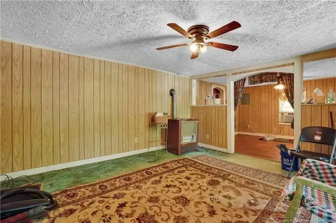 1006 James Street Elizabethtown NC 28337