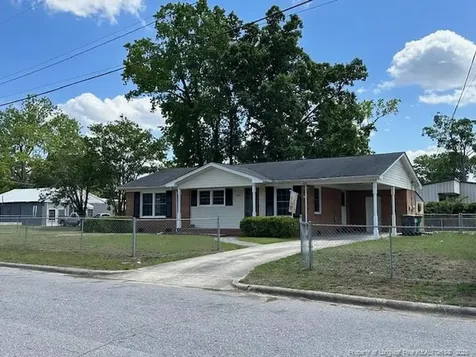 1412 Mcarthur Street Lumberton NC 28358